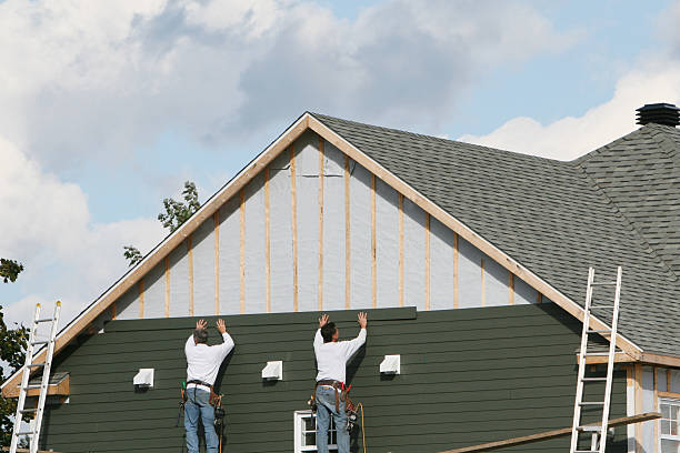 Professional Siding Installation technician working in Landis, NC